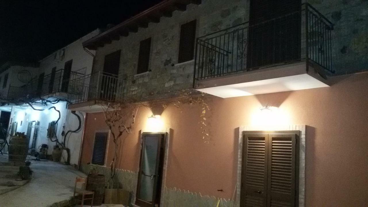 Agriturismo La Stragola Nicosia Εξωτερικό φωτογραφία