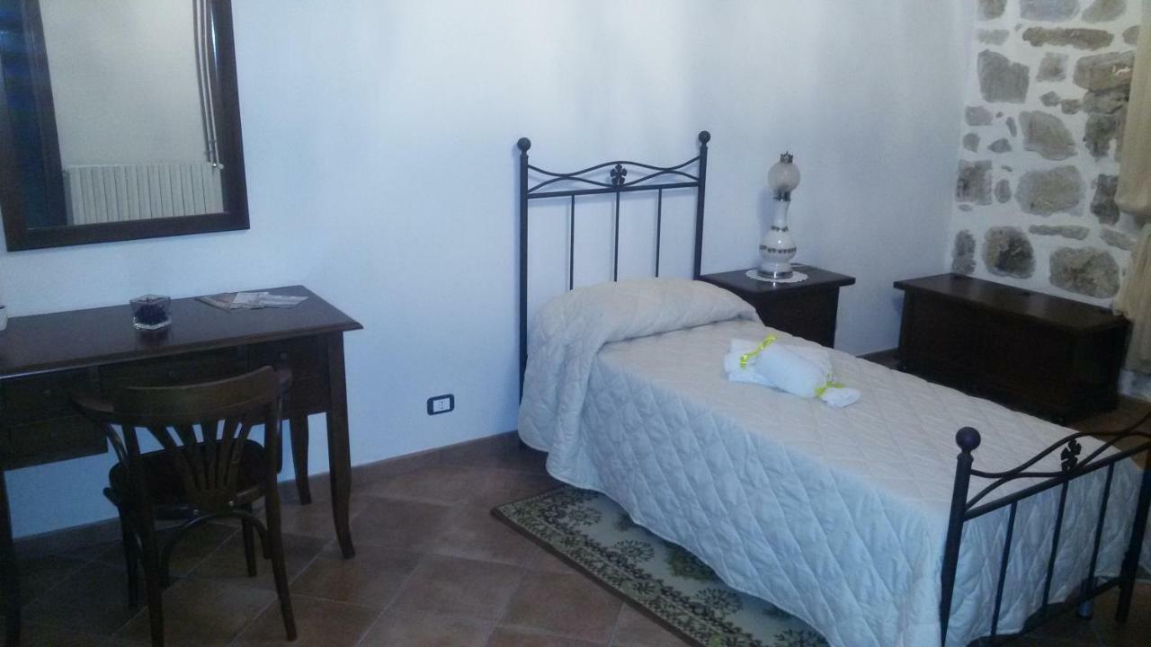 Agriturismo La Stragola Nicosia Εξωτερικό φωτογραφία